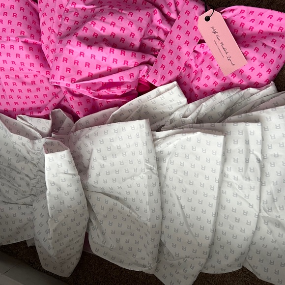 2 NEW Bundle deal | Bow on top | Pink & White! - Picture 4 of 5